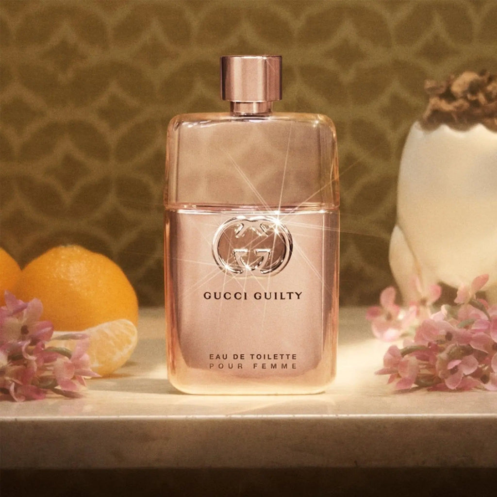 Guilty Pour Femme de Gucci para mujer, Eau de Toilette en spray de 1.6 oz